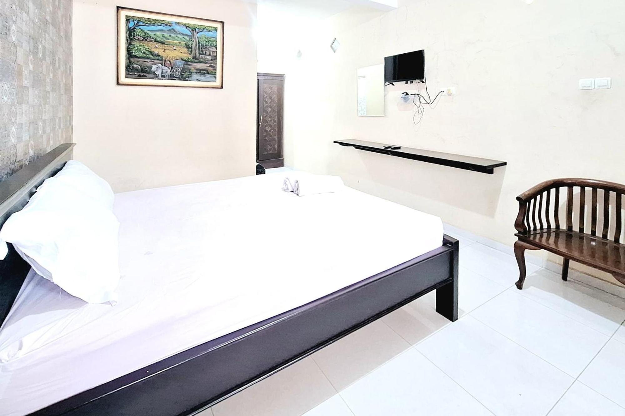 Villa Bukit Bunga Syariah Redpartner Pacet Mojokerto المظهر الخارجي الصورة